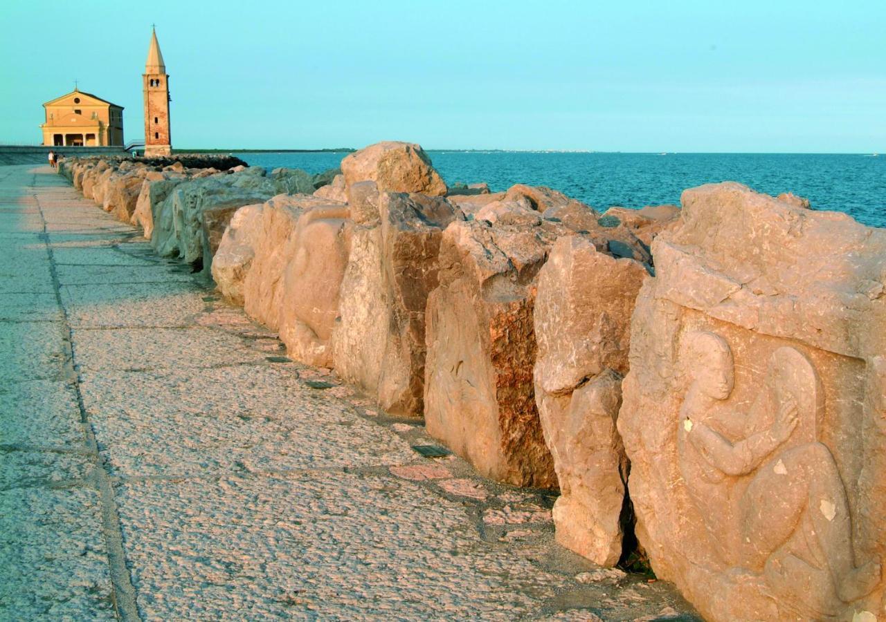 Maestrale Canova Apartments Caorle Exterior foto
