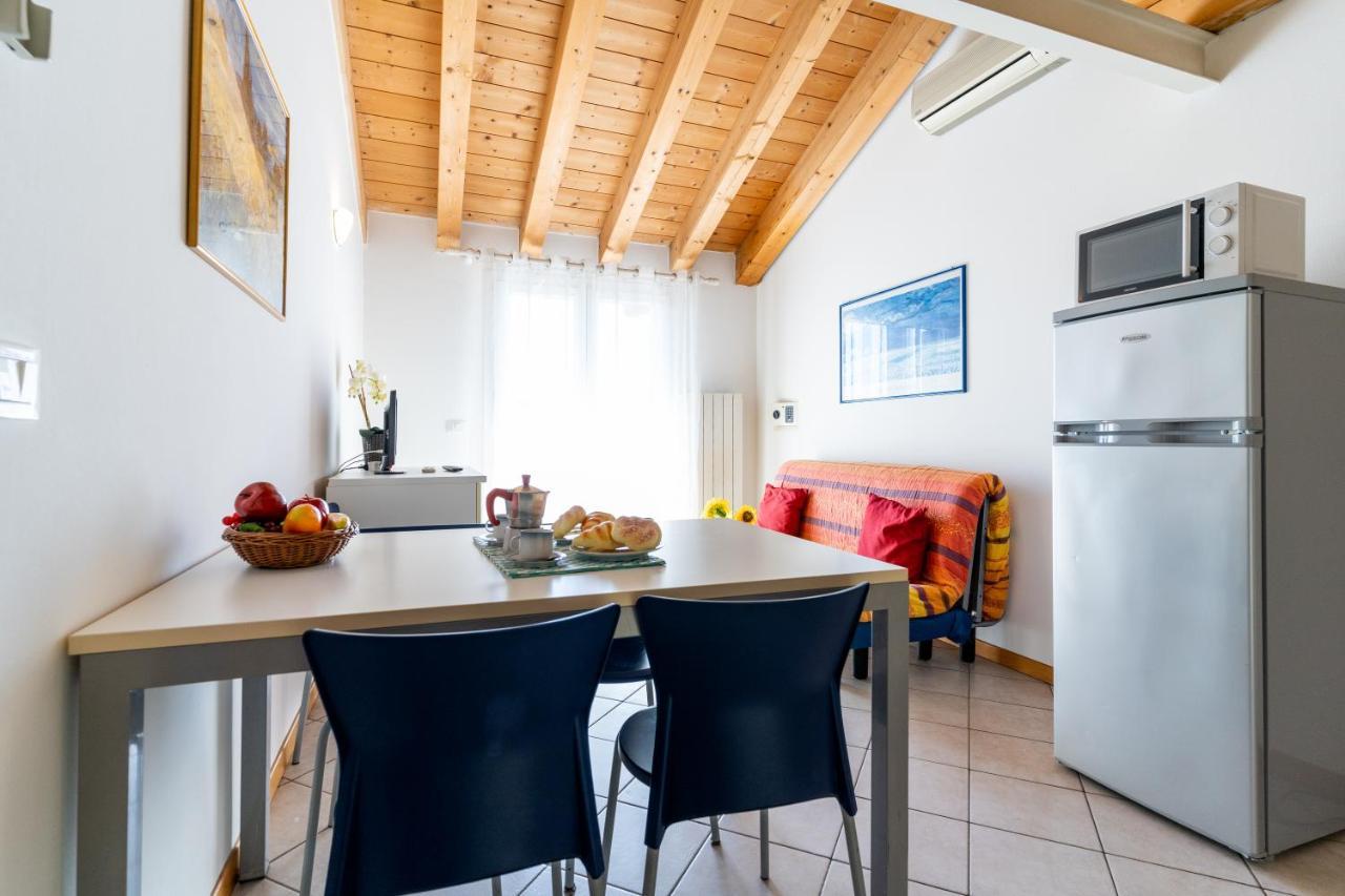Maestrale Canova Apartments Caorle Exterior foto